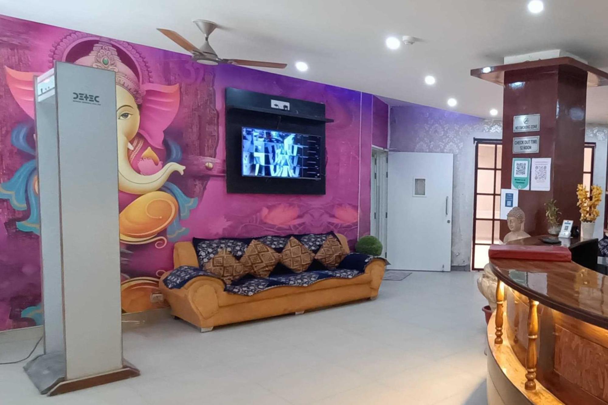Hotel Global Inn By Quality Inn นิวเดลี ภายนอก รูปภาพ