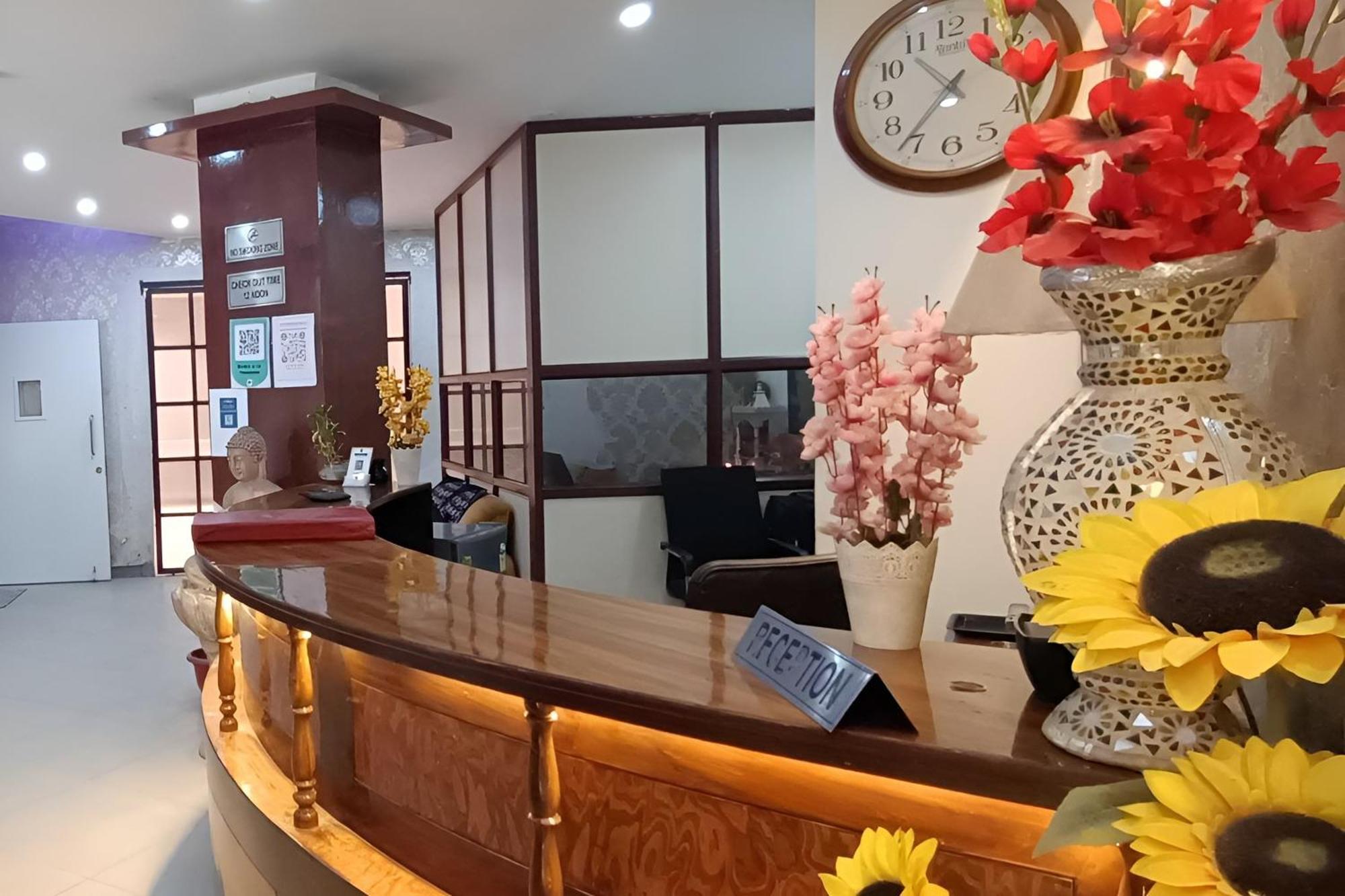 Hotel Global Inn By Quality Inn นิวเดลี ภายนอก รูปภาพ